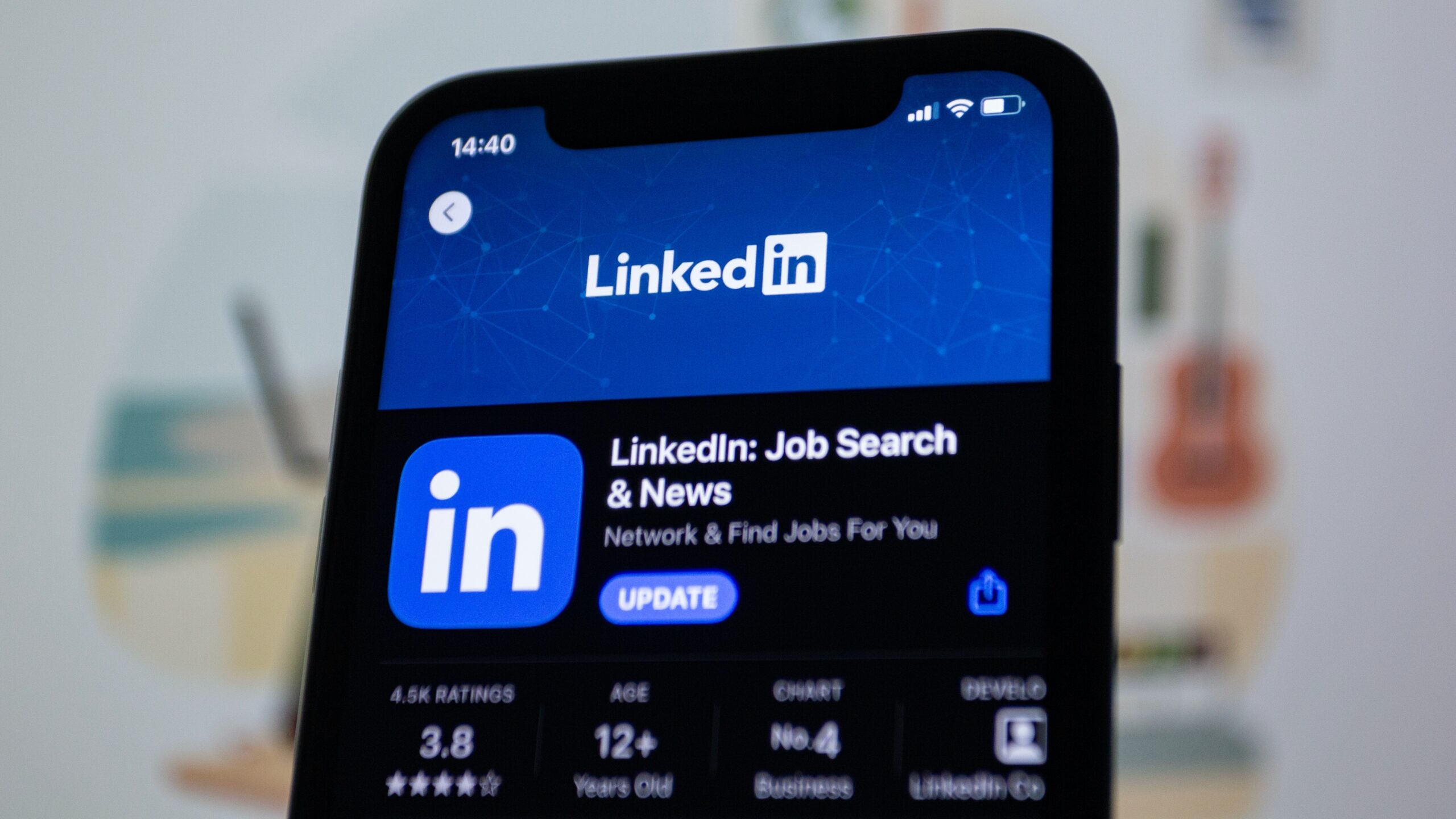 How to Make Your LinkedIn Profile Stand Out to Employers and Recruiters  