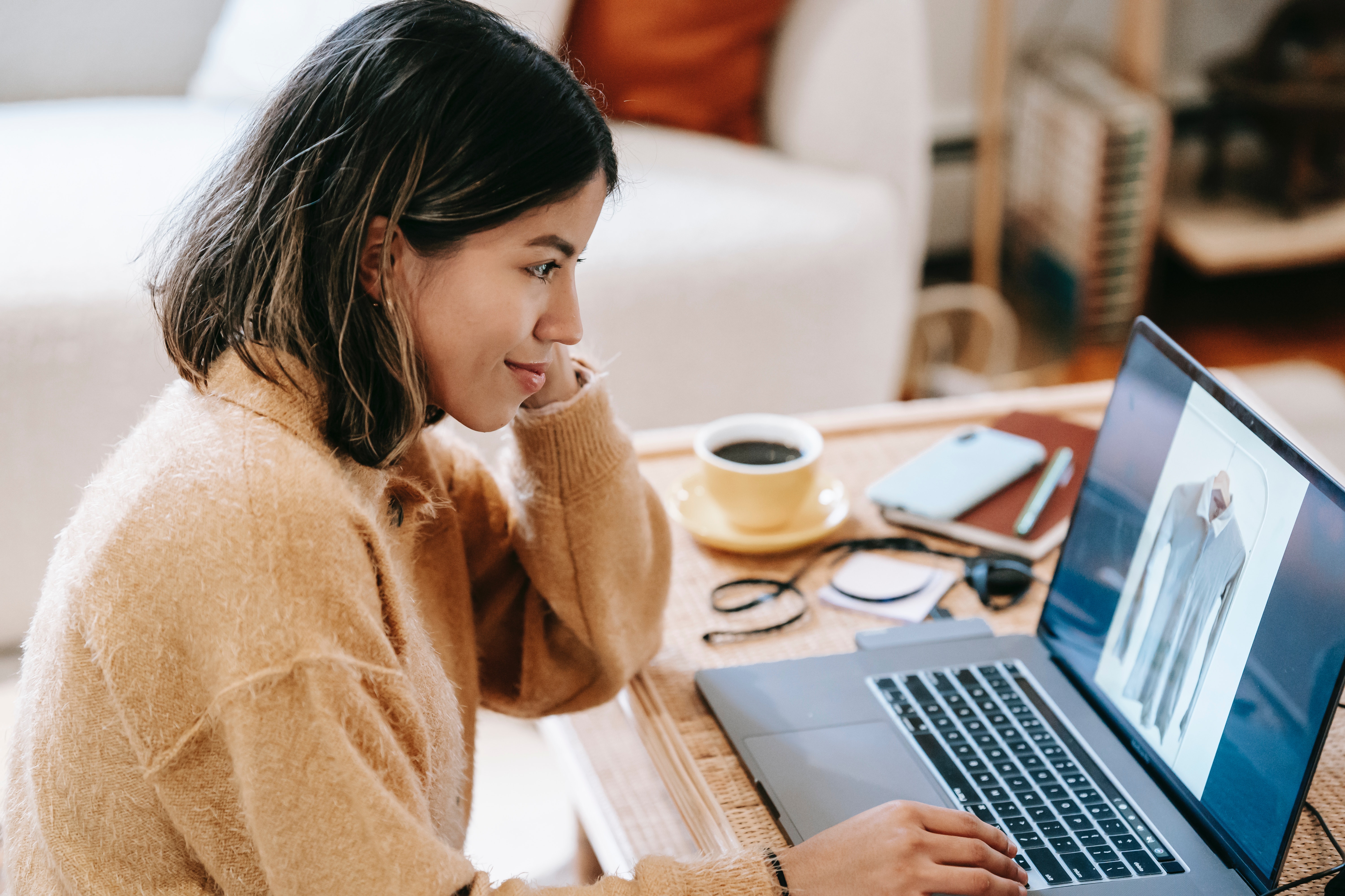 Key Factors to Consider When Hiring Remote Workers 